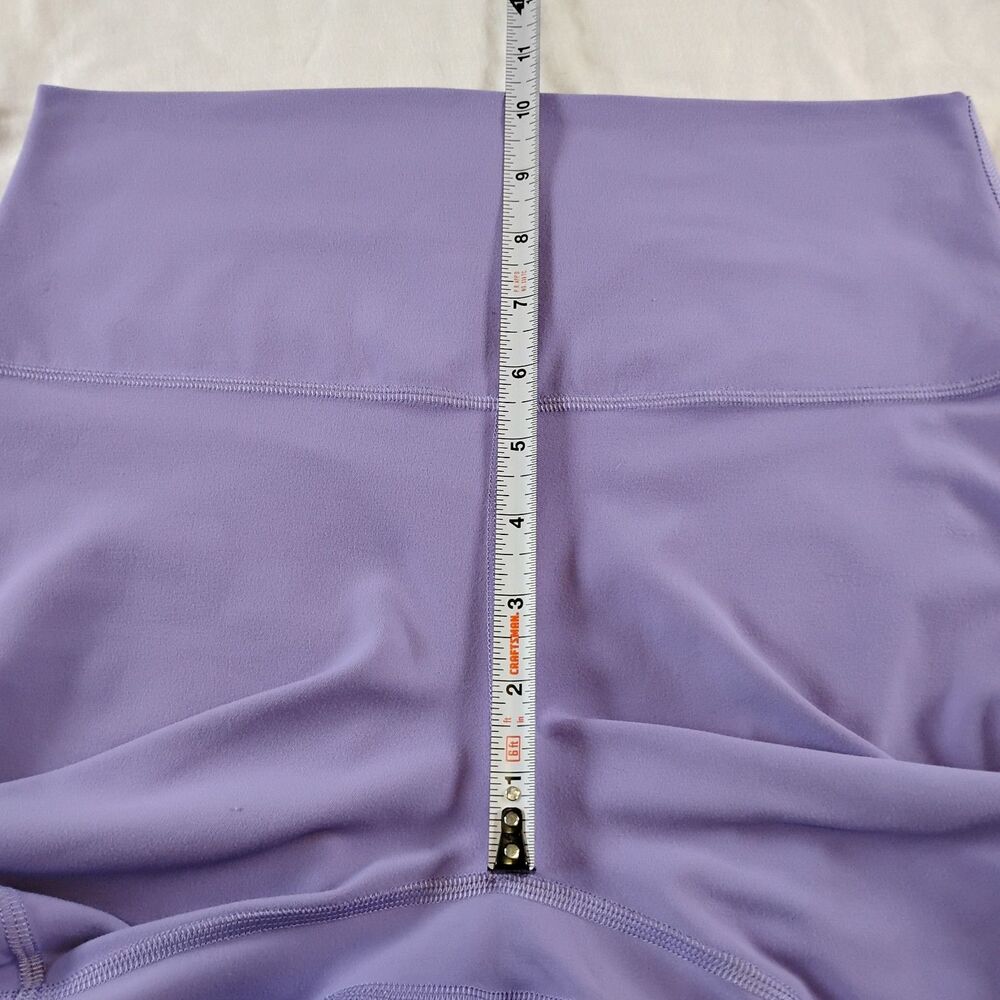 Lululemon Align High-Rise Short 6" Size 8 Dark Lavender - Picture 9 of 10